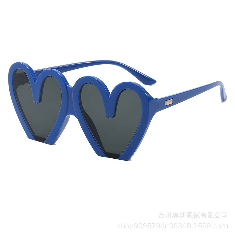 Wholesale  Peach Heart Retro Funny Sunglasses Anti-Uv Party Catwalk High-End Exaggerated Sunglasses